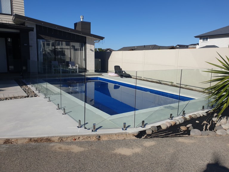 Blue Night fibreglass pool
