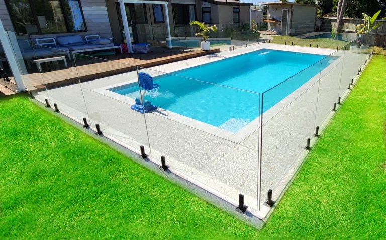 White Knight fibreglass pool
