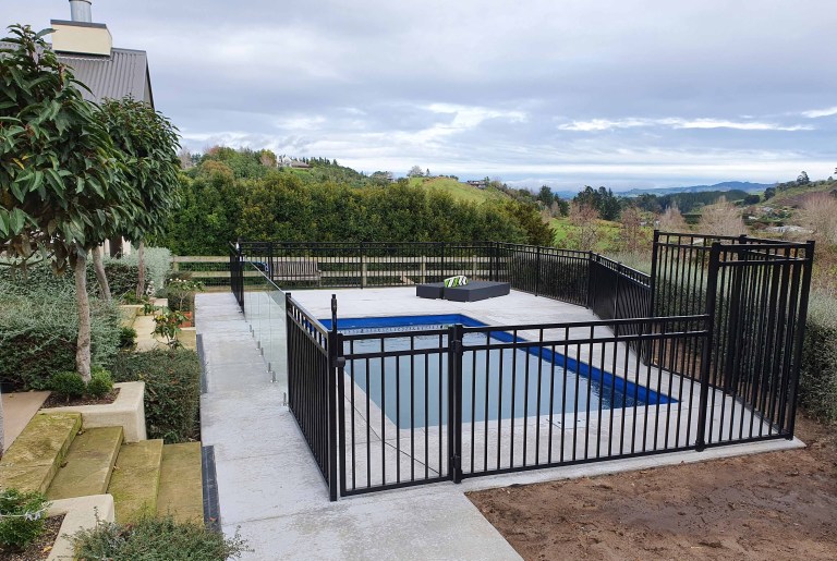 Blue Night fibreglass pool