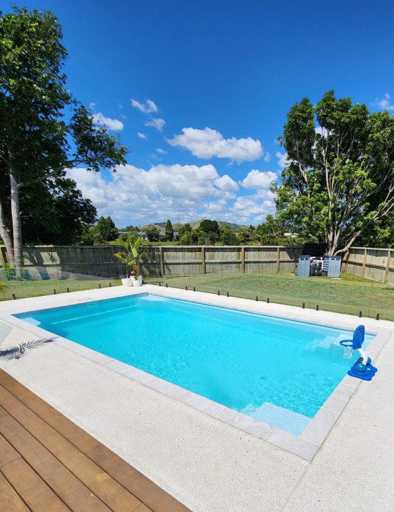 White Knight fibreglass pool