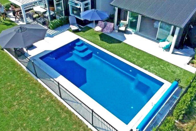 Blue Night fibreglass pool
