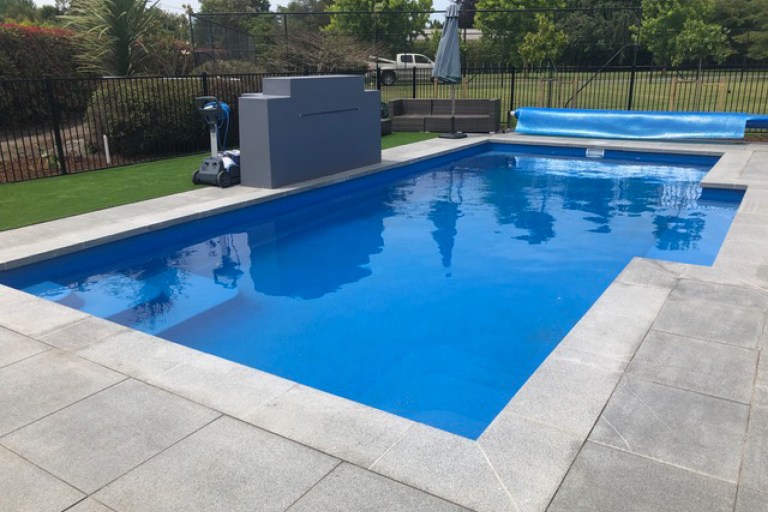 Blue Night fibreglass pool