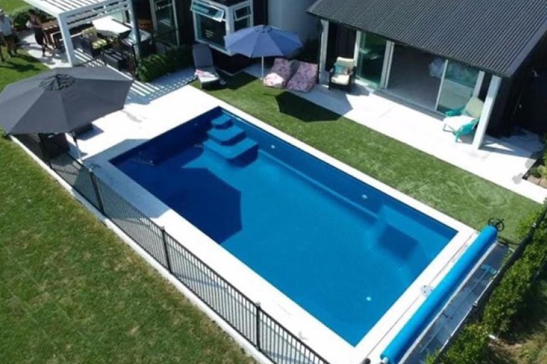 Blue Night fibreglass pool