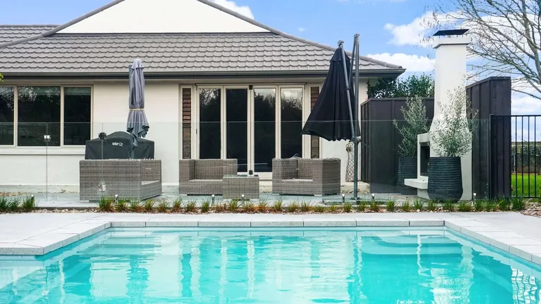 Nine Metres of Swim Line on the Shoreline fibreglass pool